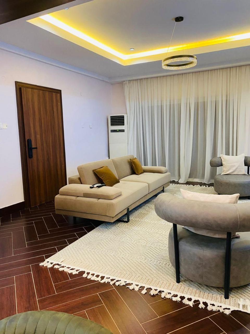 Urbanhaven Penthouse Apartment Abuja Exterior photo